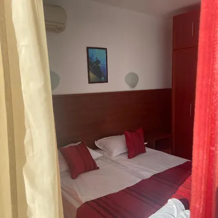Ribarska Sreshta Family 3* Carevo