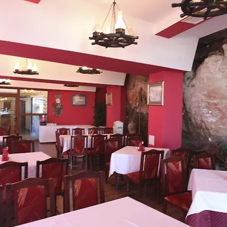 Hotel Ribarska Sreshta Family